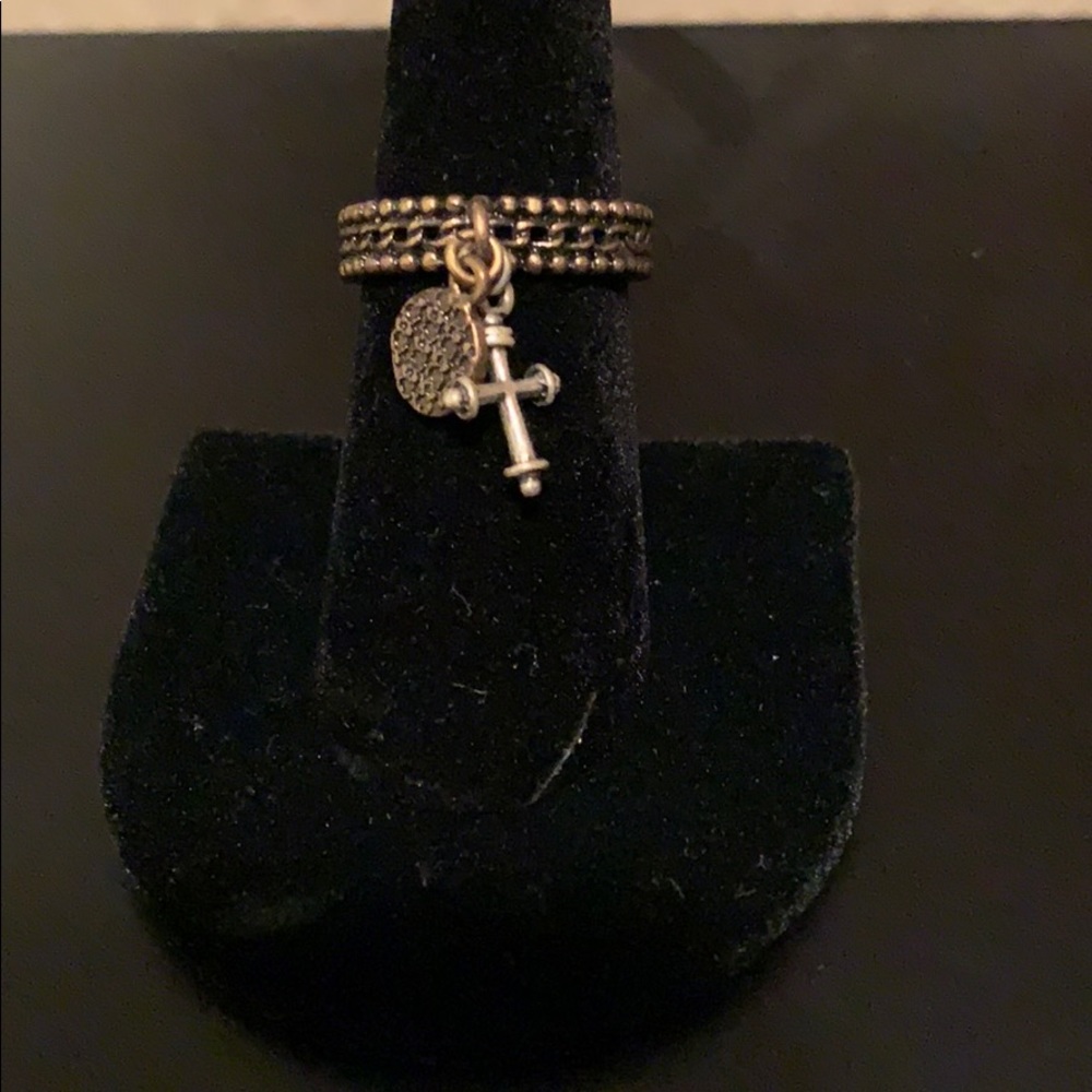 Lucky brand ring with cross
